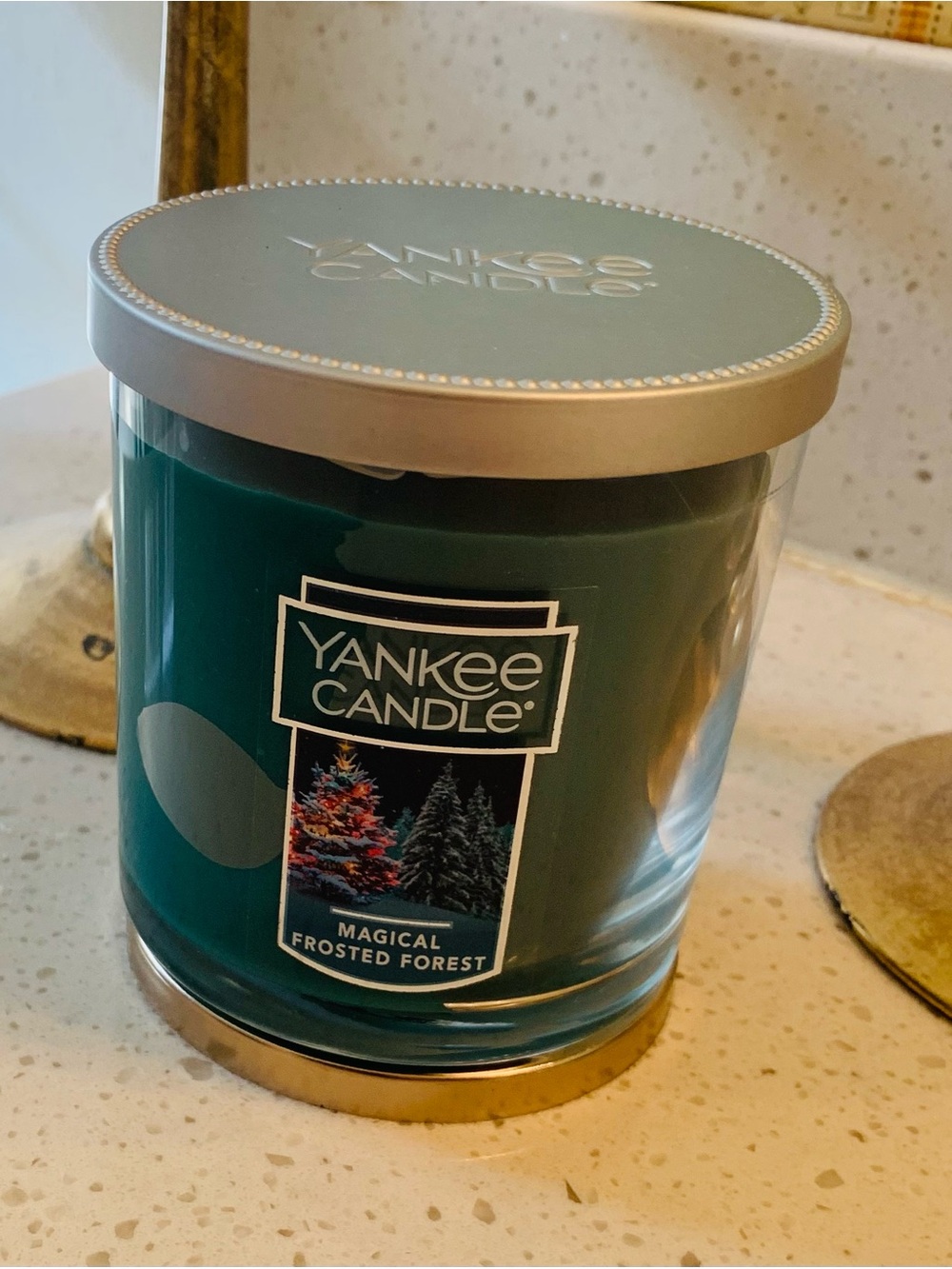 Yankee Candle Deep Green Holiday Magical Frosted Forest Jar Candle 7 oz